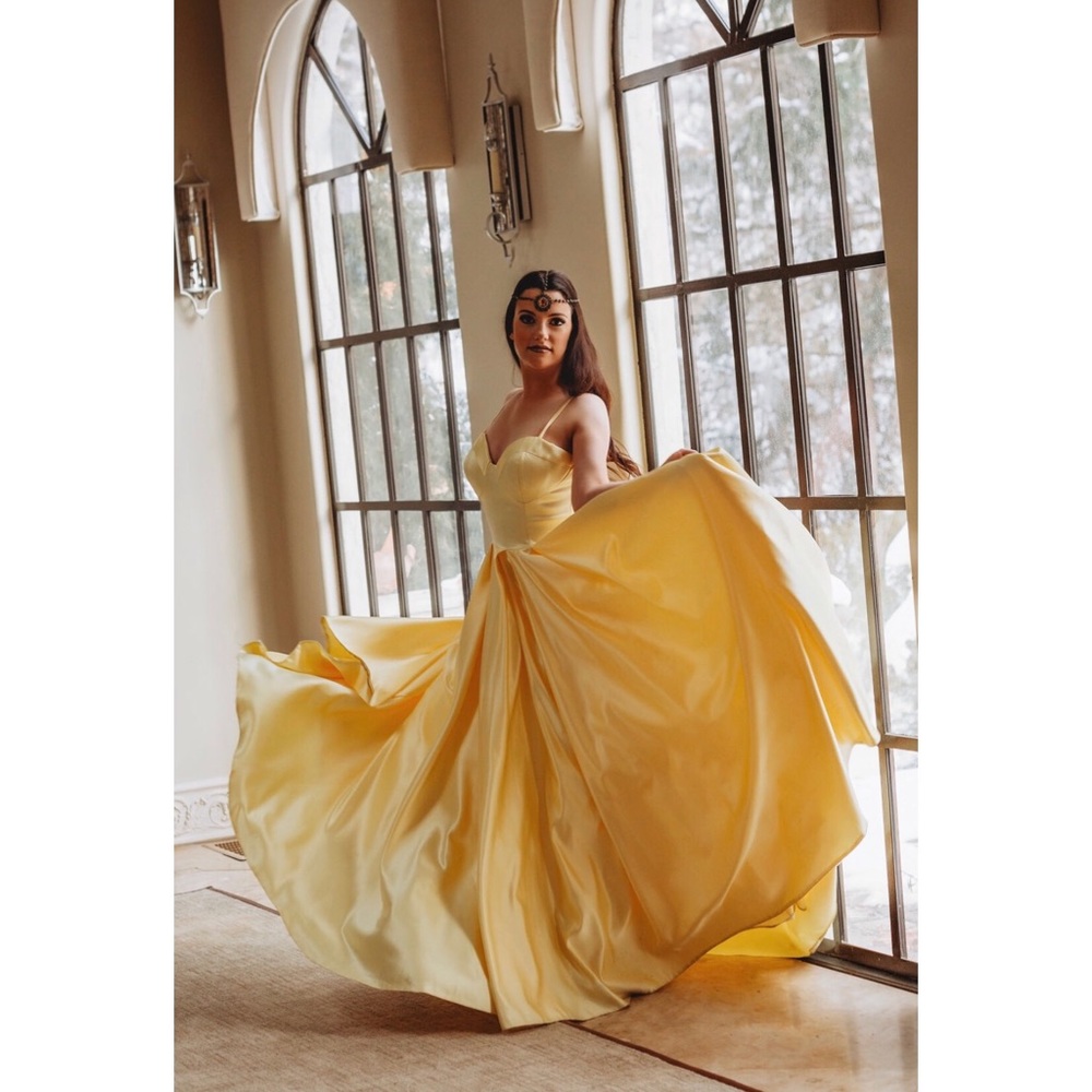 SOLD ——Custom Silk Yellow Gown